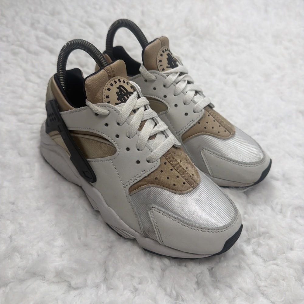Nike Womens Air Huarache White Sandrift Gold Black Sneakers DH4439-108 Women's 7